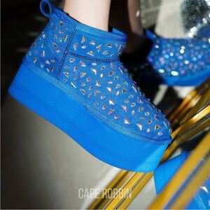 •CAPE ROBBIN• “Interble” Mini Platform Rhinestone Booties (blue) // NIB